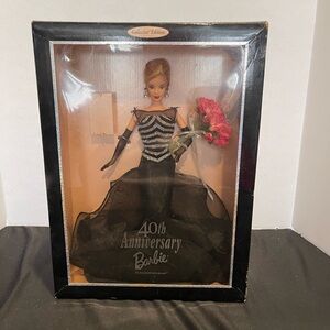 Vintage 1999 40th AnniversaryBarbie (Never Been Open)